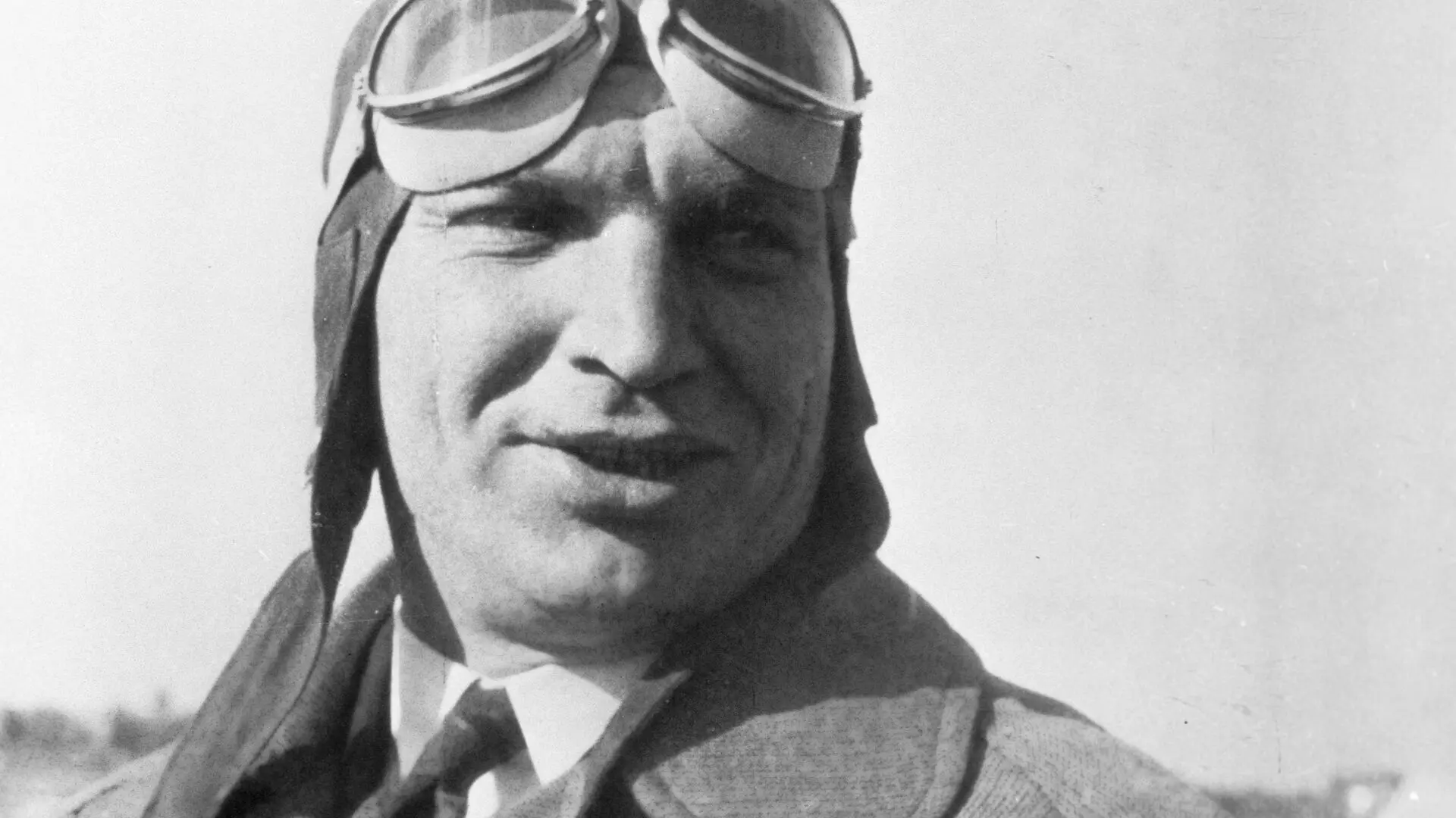 Чкалов и Оренбург: история связи легендарного лётчика с городом