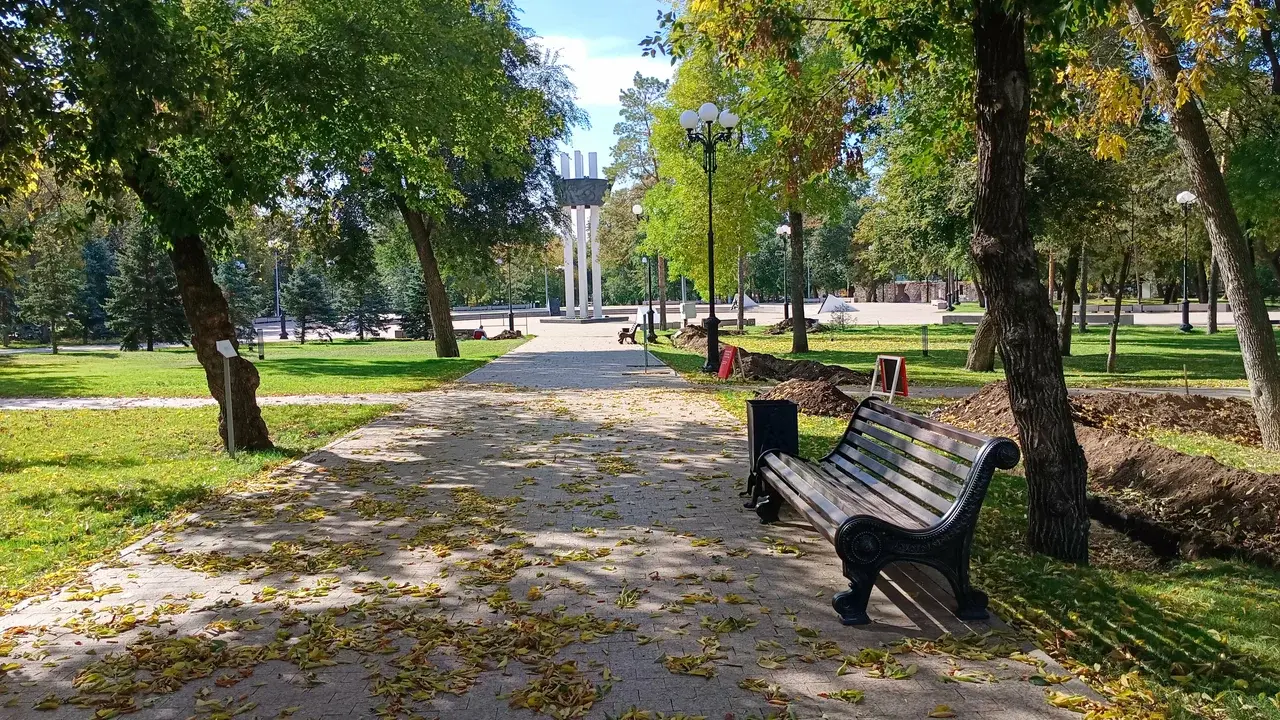Парки Оренбурга: зелёные оазисы города